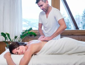 csm_biohotel-grafenast-masseur_d8c41e95e4